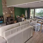 Kiwi Chalet Hastiere-par-dela